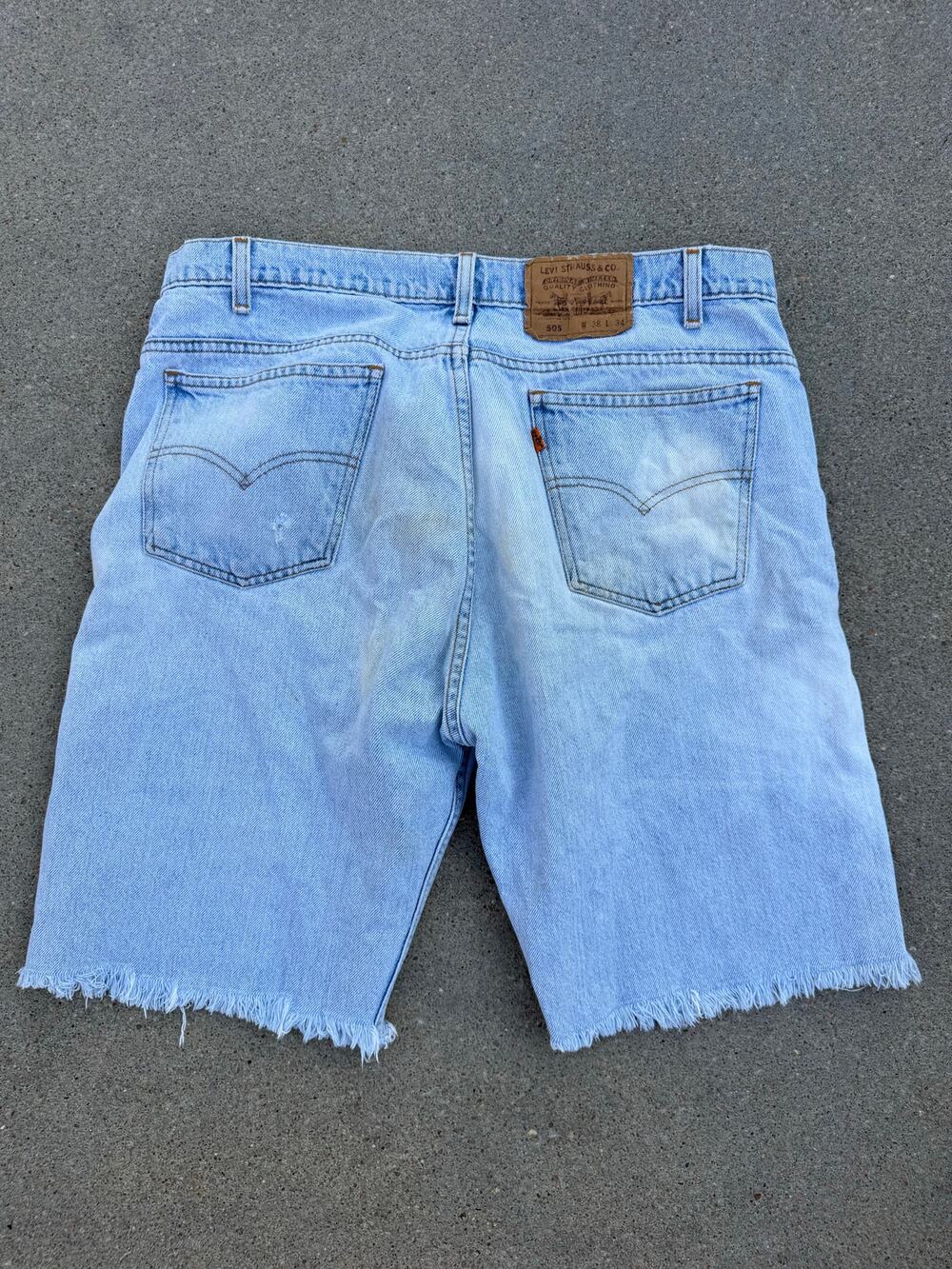 Vintage 90s Levi’s 505 Orange Tab Faded Light Wash Cut Off Jean Shorts Jorts 38